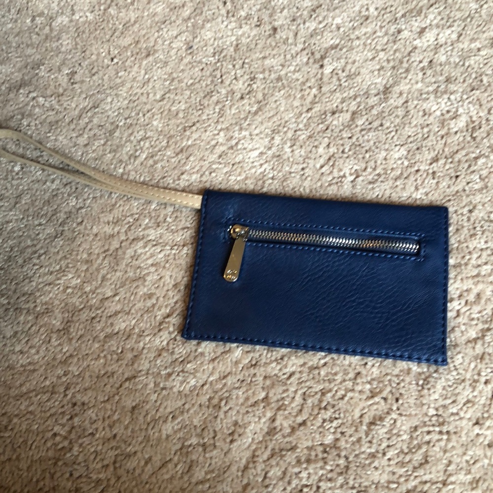 Wristlet